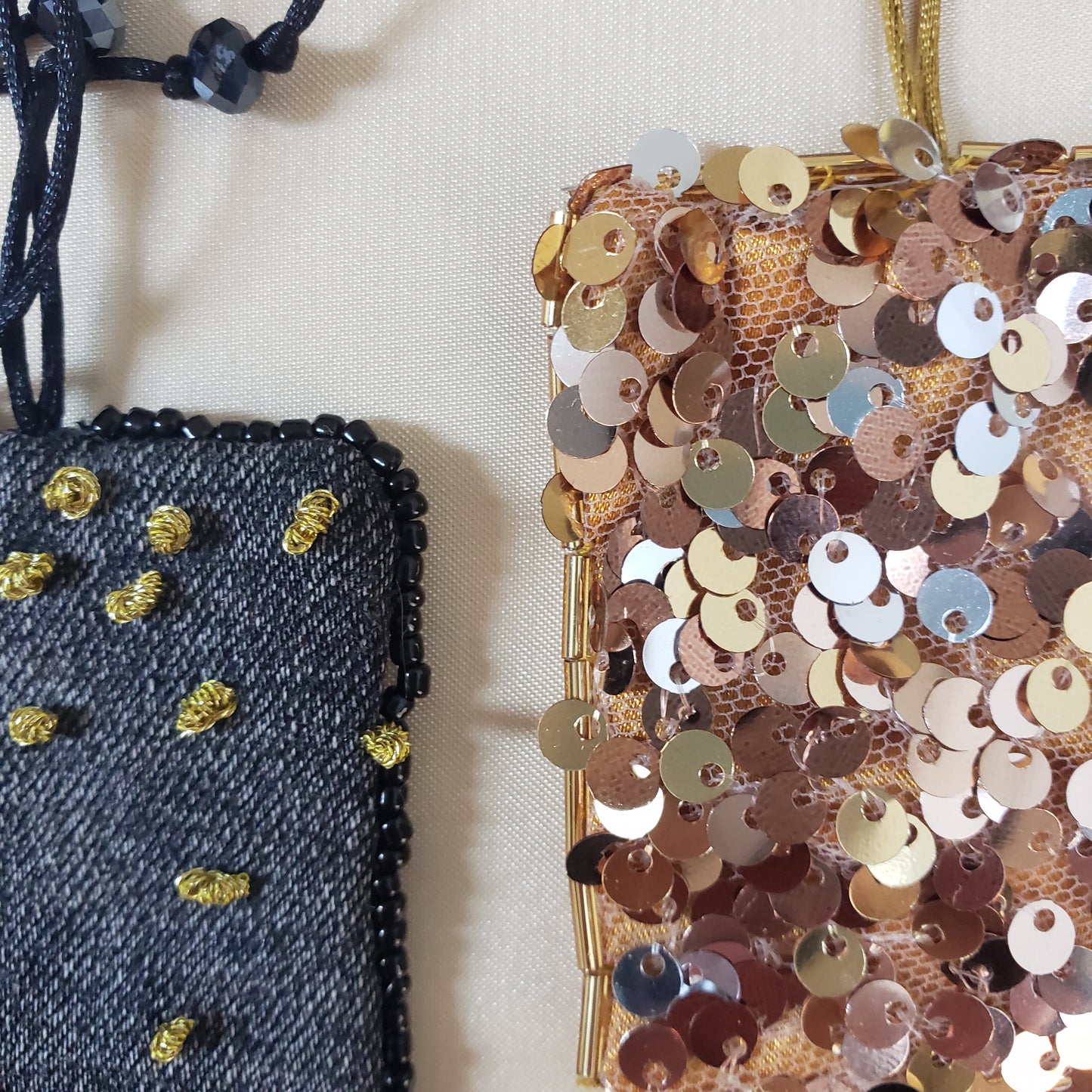 JUEGO DE COLLARES DISCO