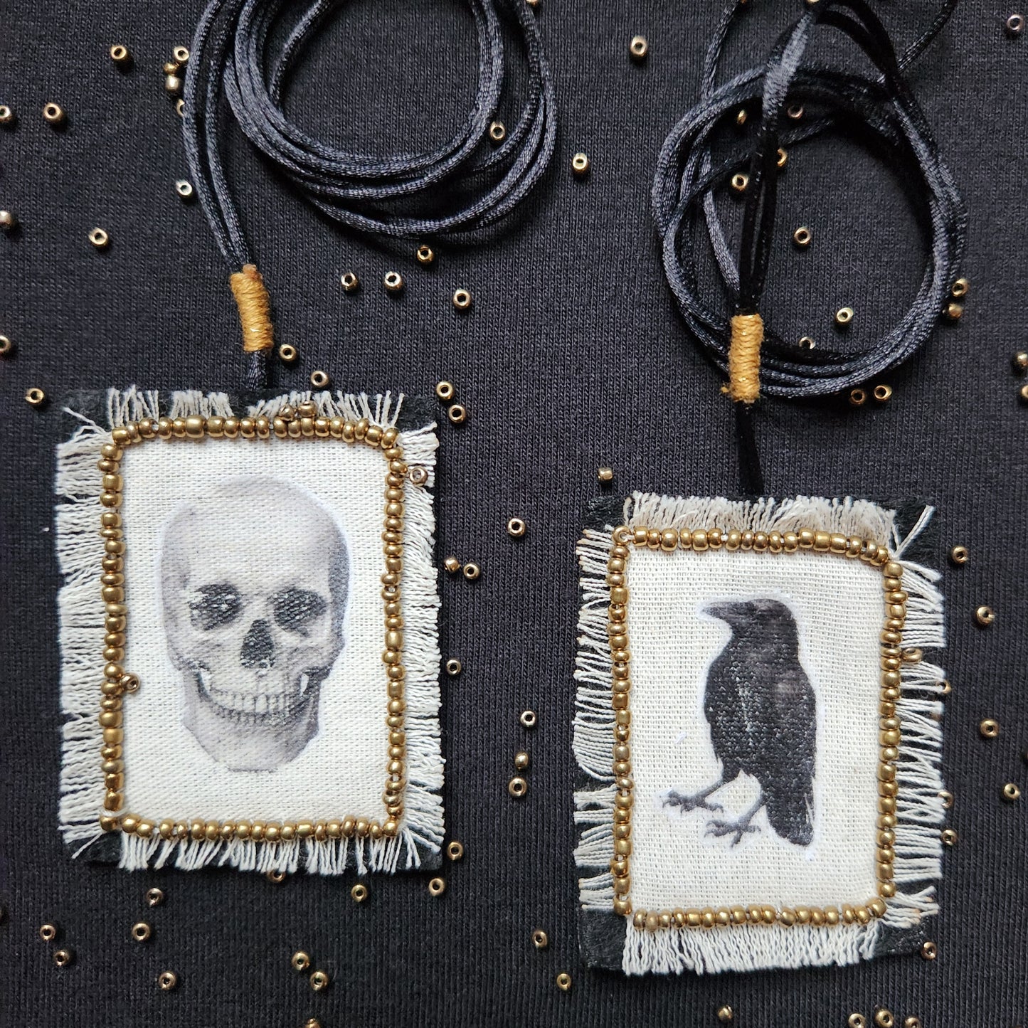 JUEGO DE 2 TALISMANES "EL MURMULLO"